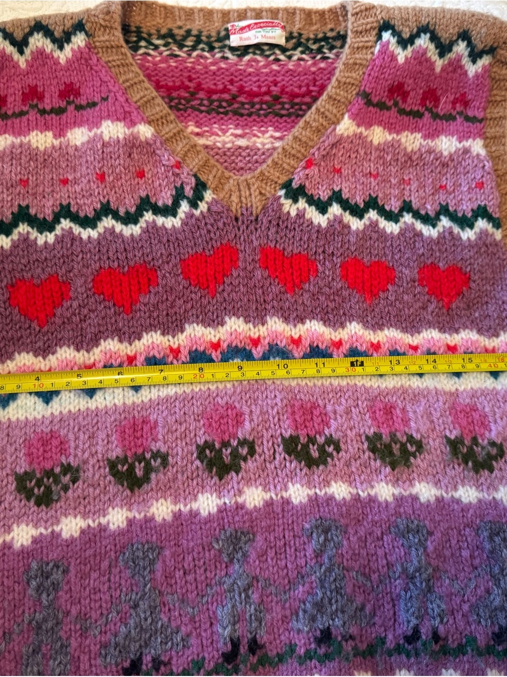 Cozy Lavender V-Neck Sweater vest  folklore motif handmade wool - Picture 7 of 8